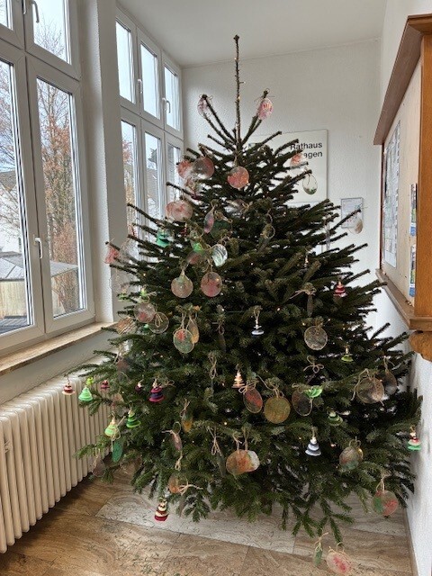 Weihnachtsbaum 2025 Rathaus